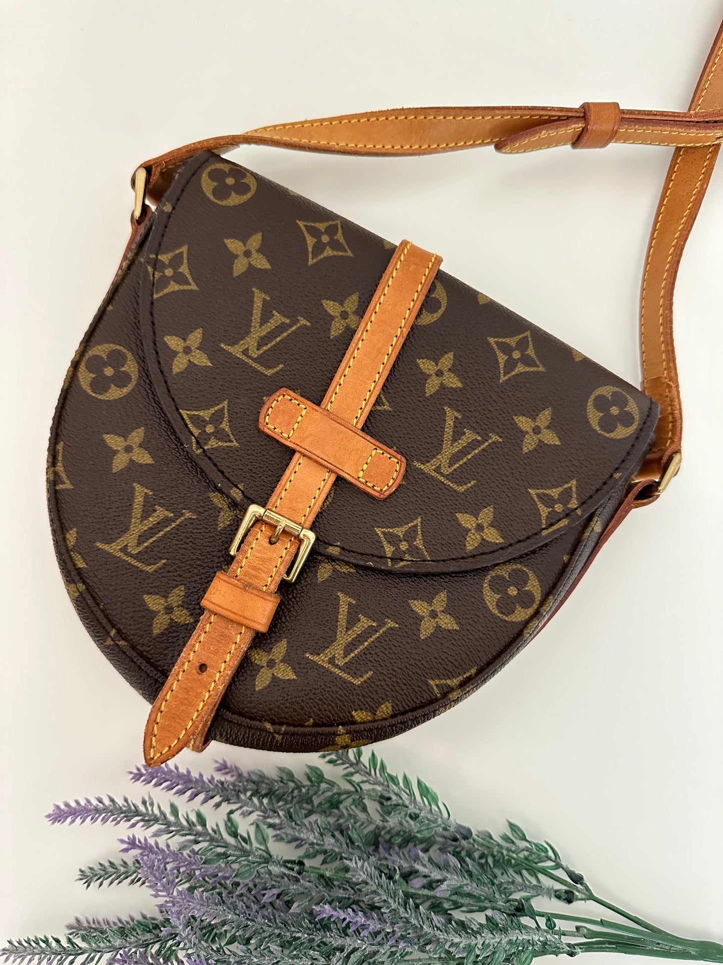 Pre-owned Authentic Louis Vuitton Chantilly PM Monogram Crossbody Bag