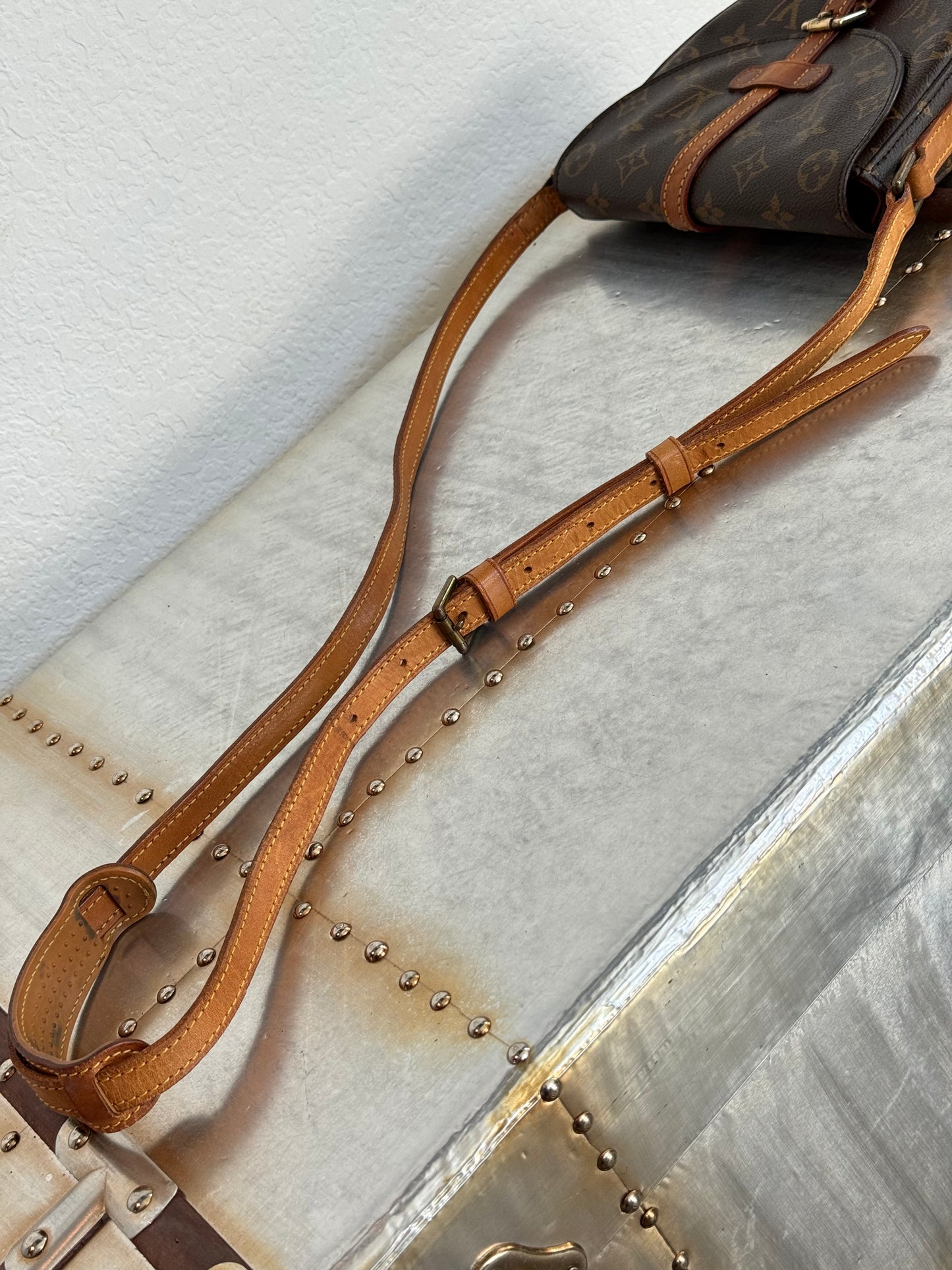 Pre-owned Authentic Louis Vuitton Chantilly PM Monogram Crossbody Bag