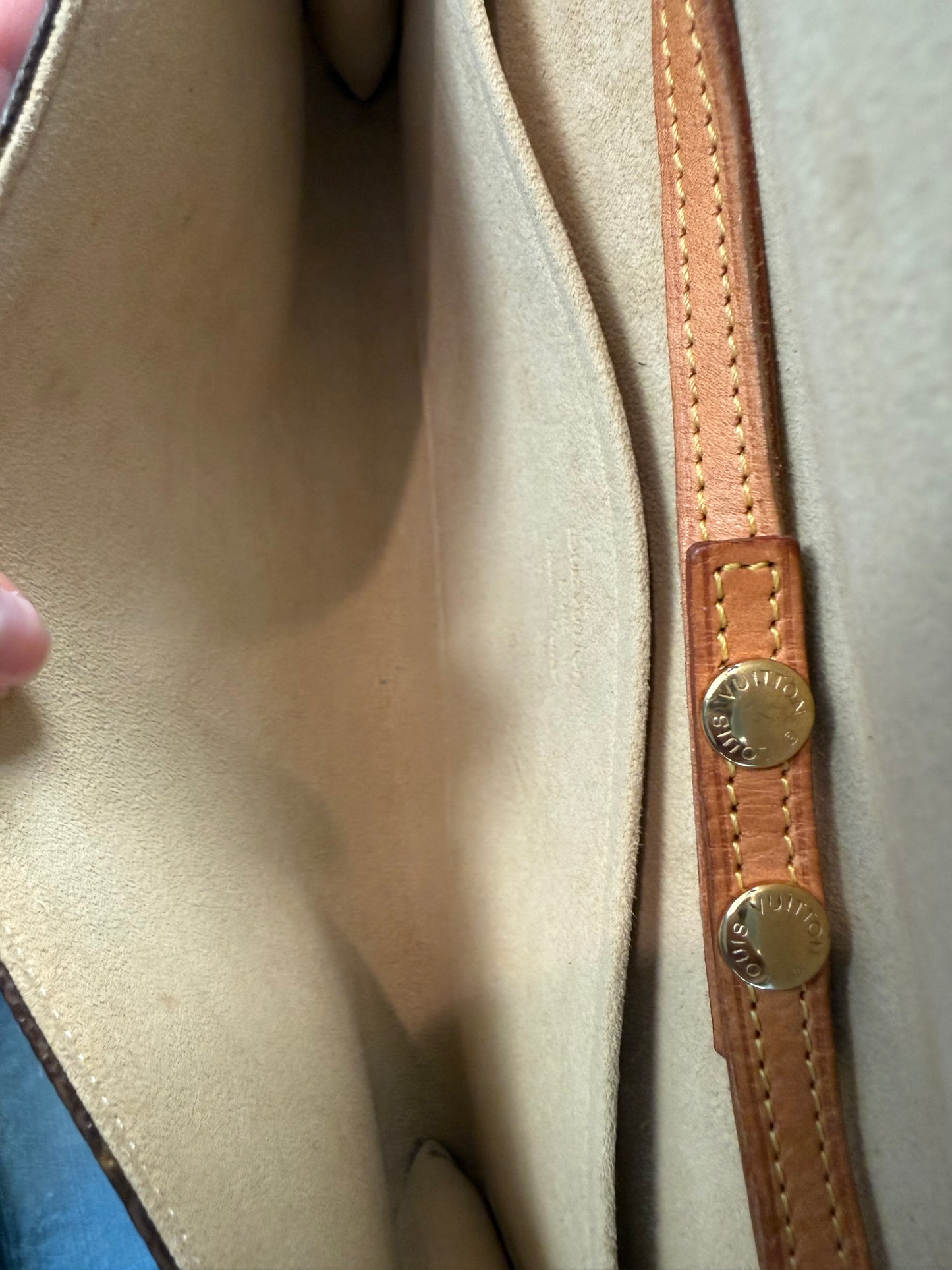 Pre-owned Authentic Louis Vuitton Pochette Twin GM Monogram Shoulder Bag