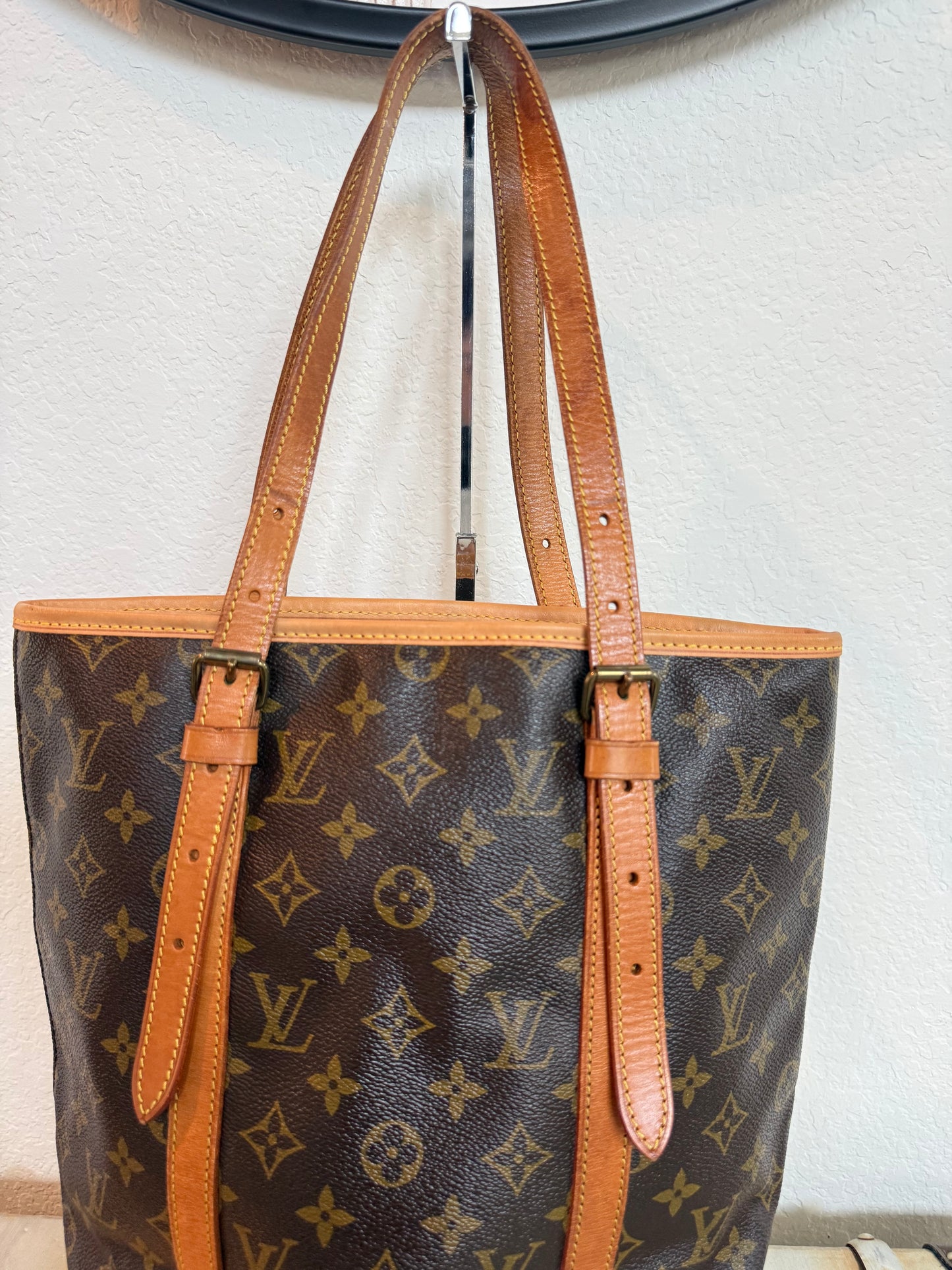 Pre-owned Authentic Louis Vuitton Bucket GM Monogram Shoulder Tote Bag
