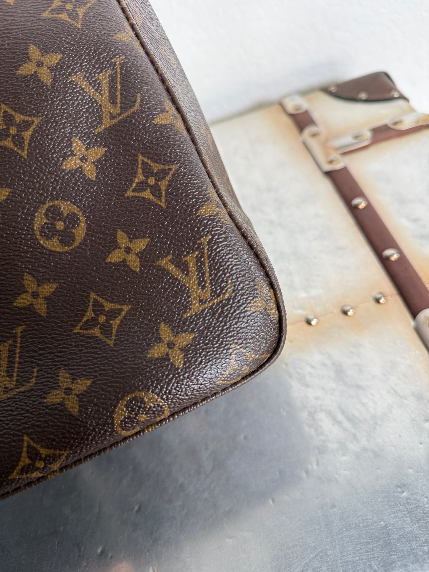 Pre-owned Authentic Louis Vuitton Looping GM Monogram Shoulder Bag