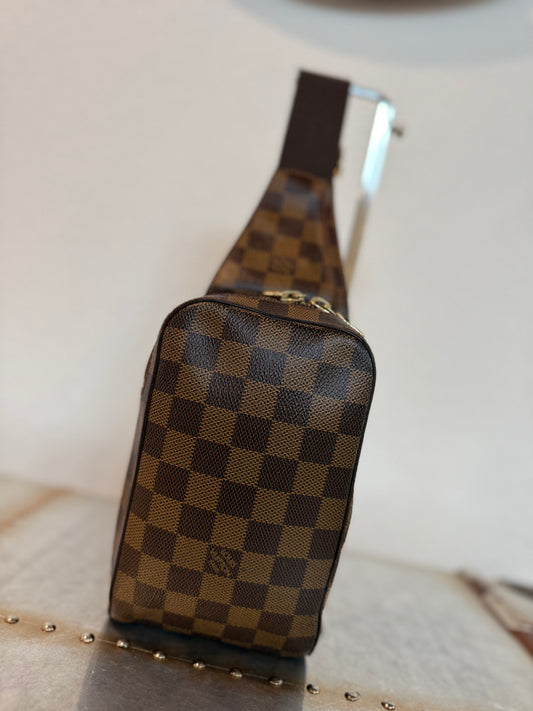 Pre-owned Authentic Louis Vuitton Damier Ebene Geronimos Body Bag