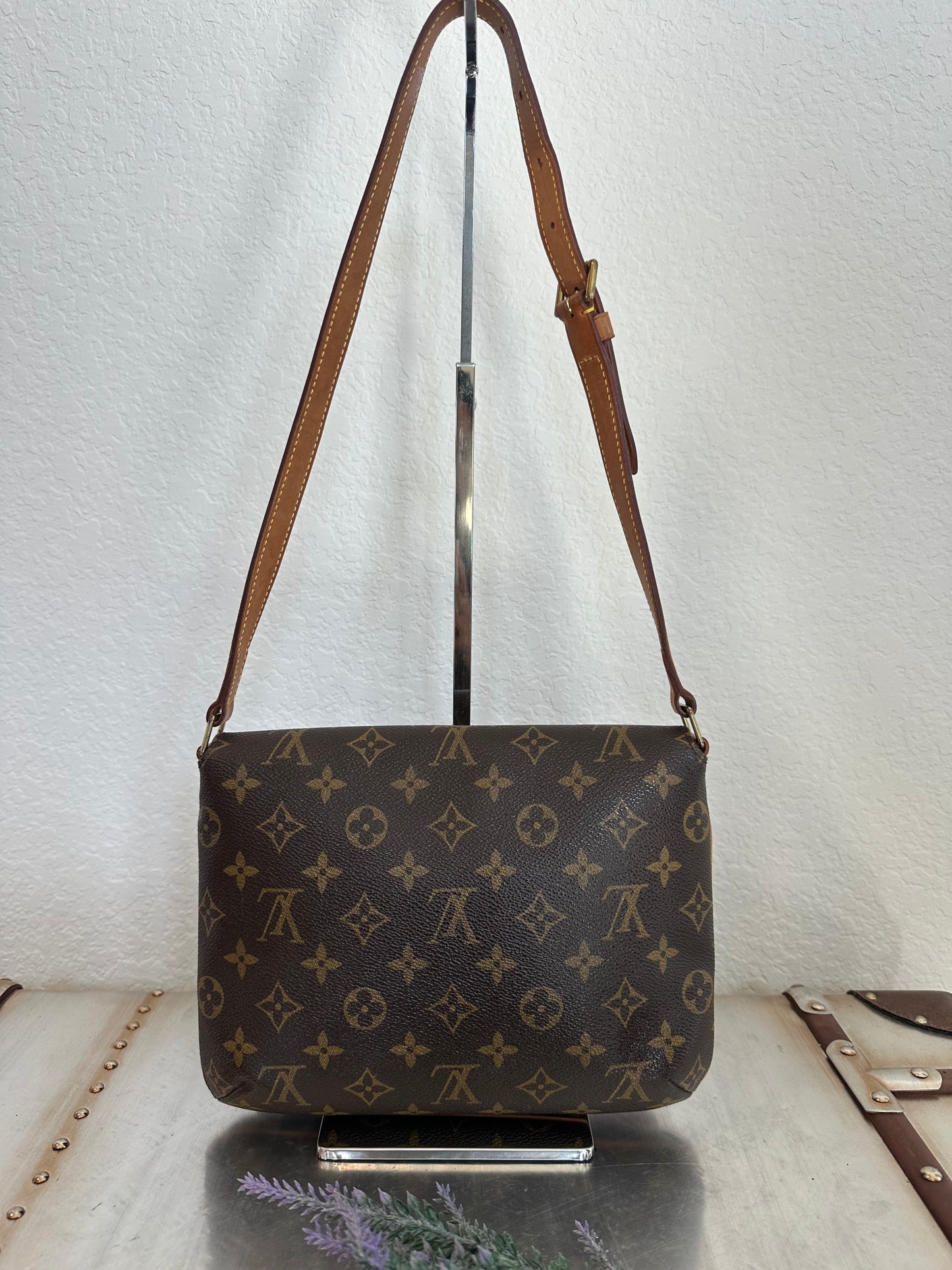 Pre-owned Authentic Louis Vuitton Musette Tango Monogram Shoulder Bag