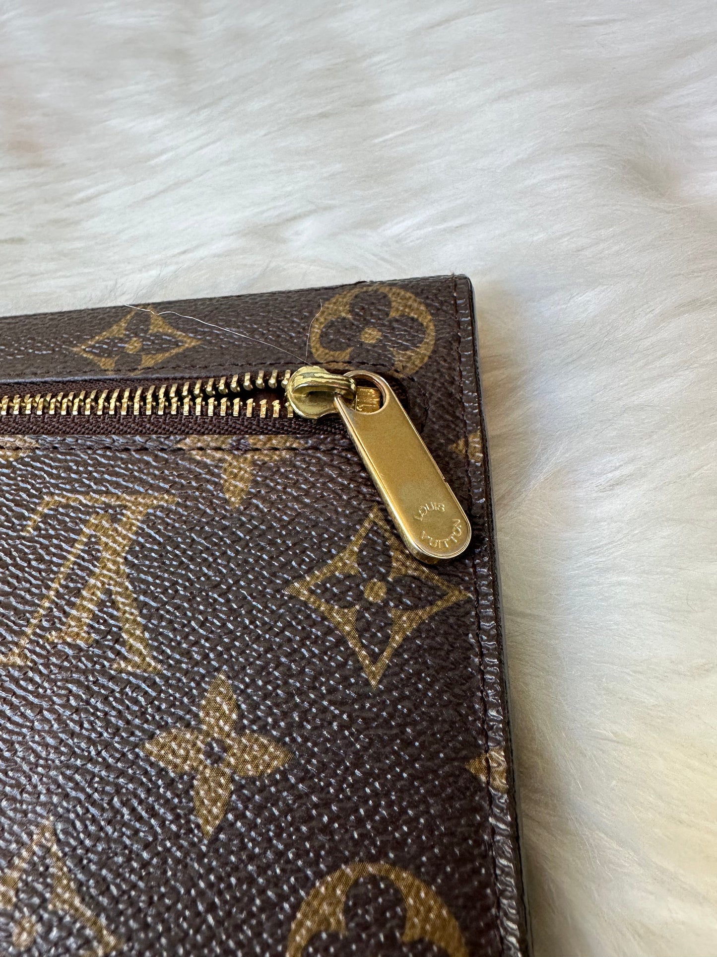 Pre-owned Authentic Louis Vuitton Eugenie Monogram Long Wallet