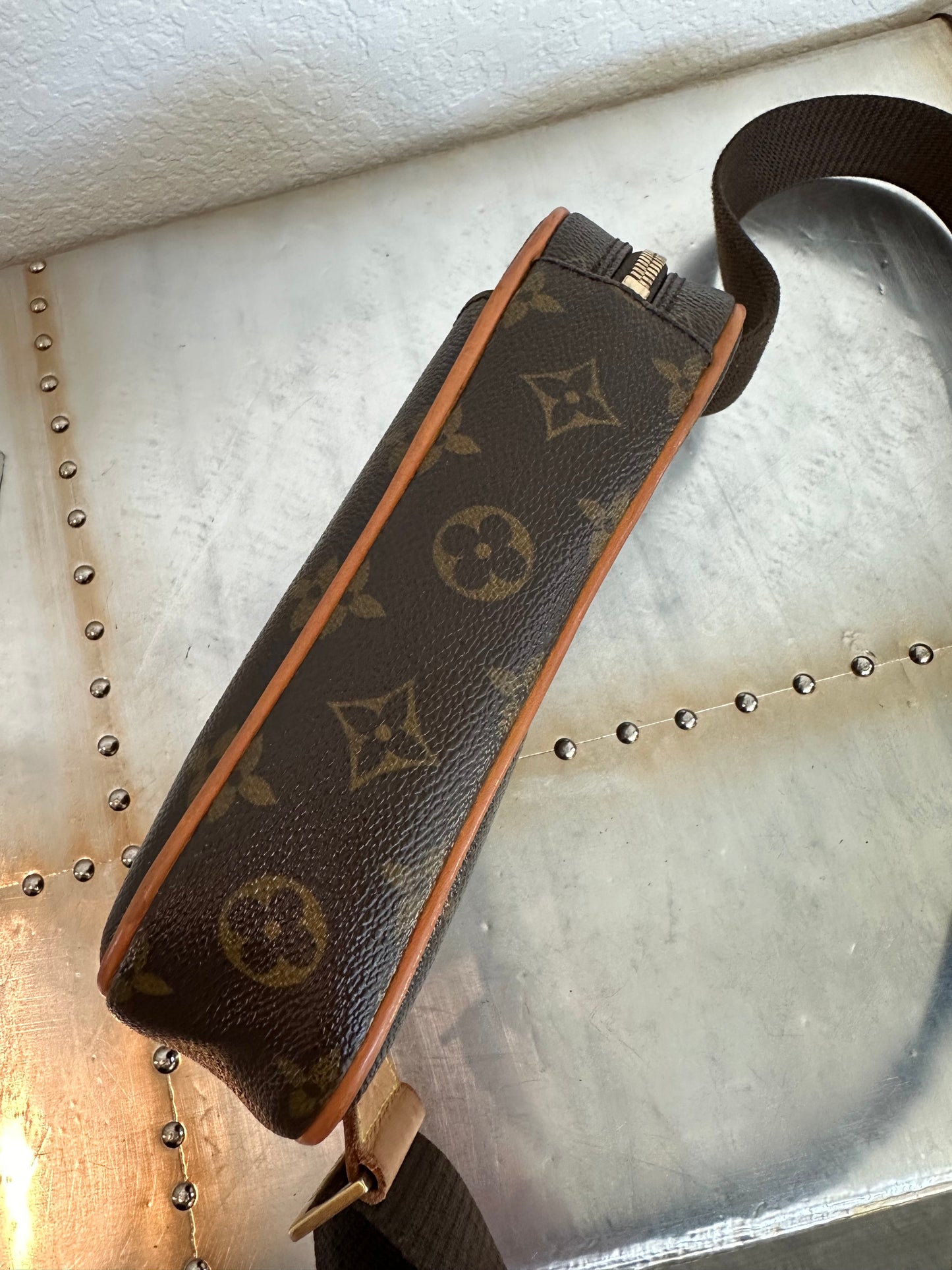 Pre-owned Authentic Louis Vuitton Pochette Gange Monogram Bum Bag