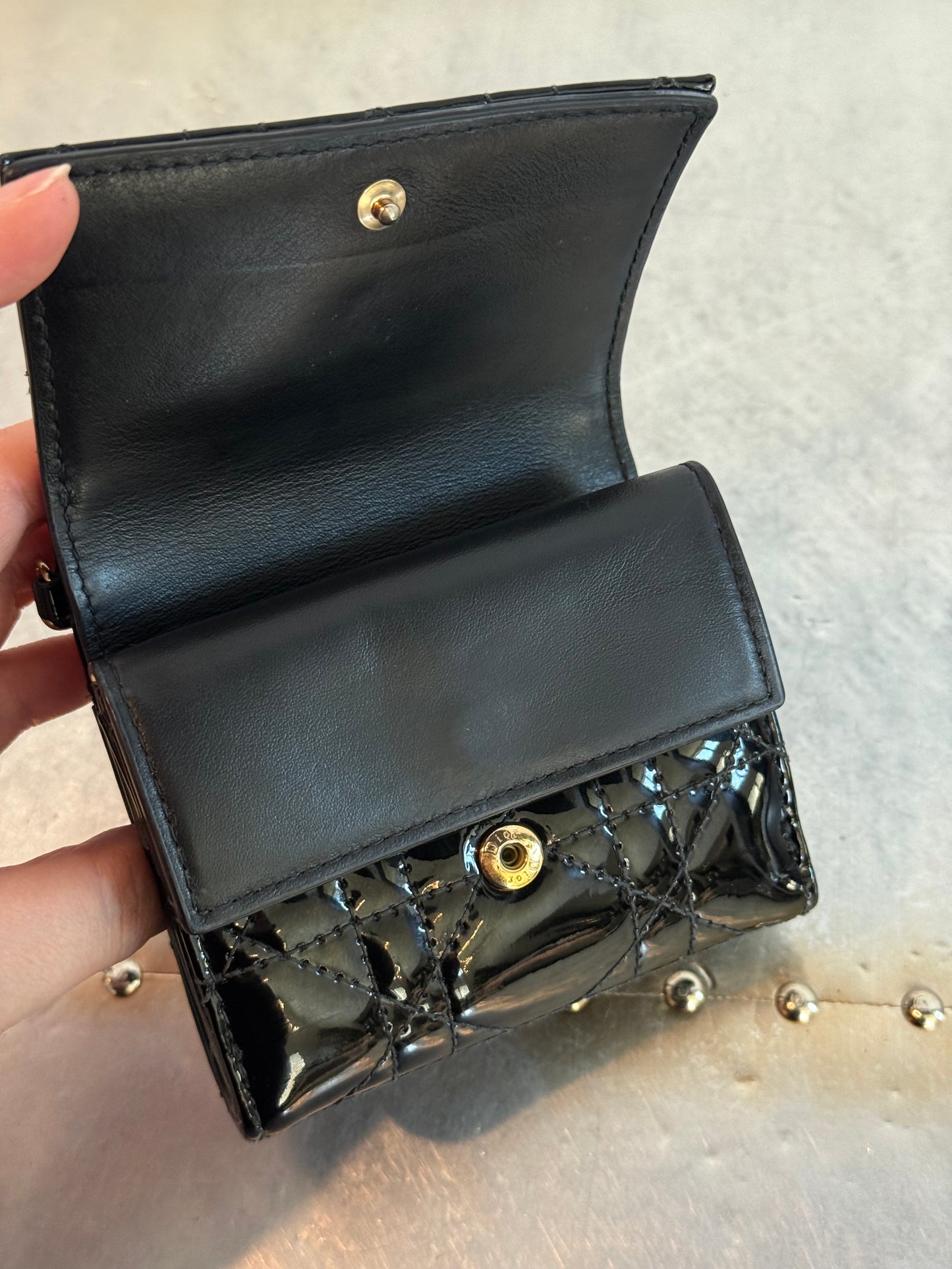 Pre-owned Vintage Christian Dior Patent Cannage Compact Wallet