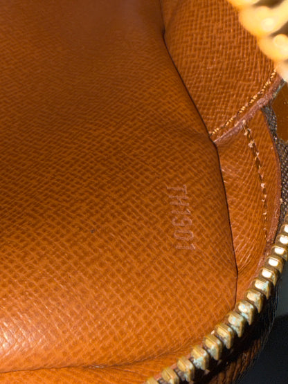 Pre-owned Authentic Louis Vuitton Marly Dragonne GM Monogram Clutch / Handbag
