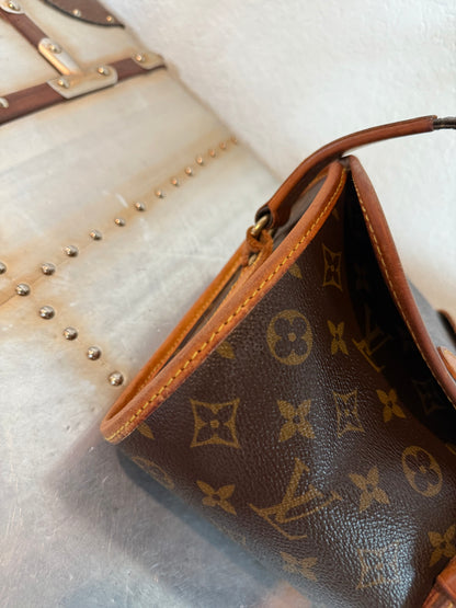 Pre-owned Authentic Louis Vuitton Marne Monogram Shoulder / Crossbody Bag