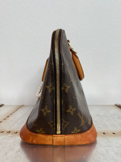 Pre-owned Authentic Louis Vuitton Alma PM Monogram Handbag