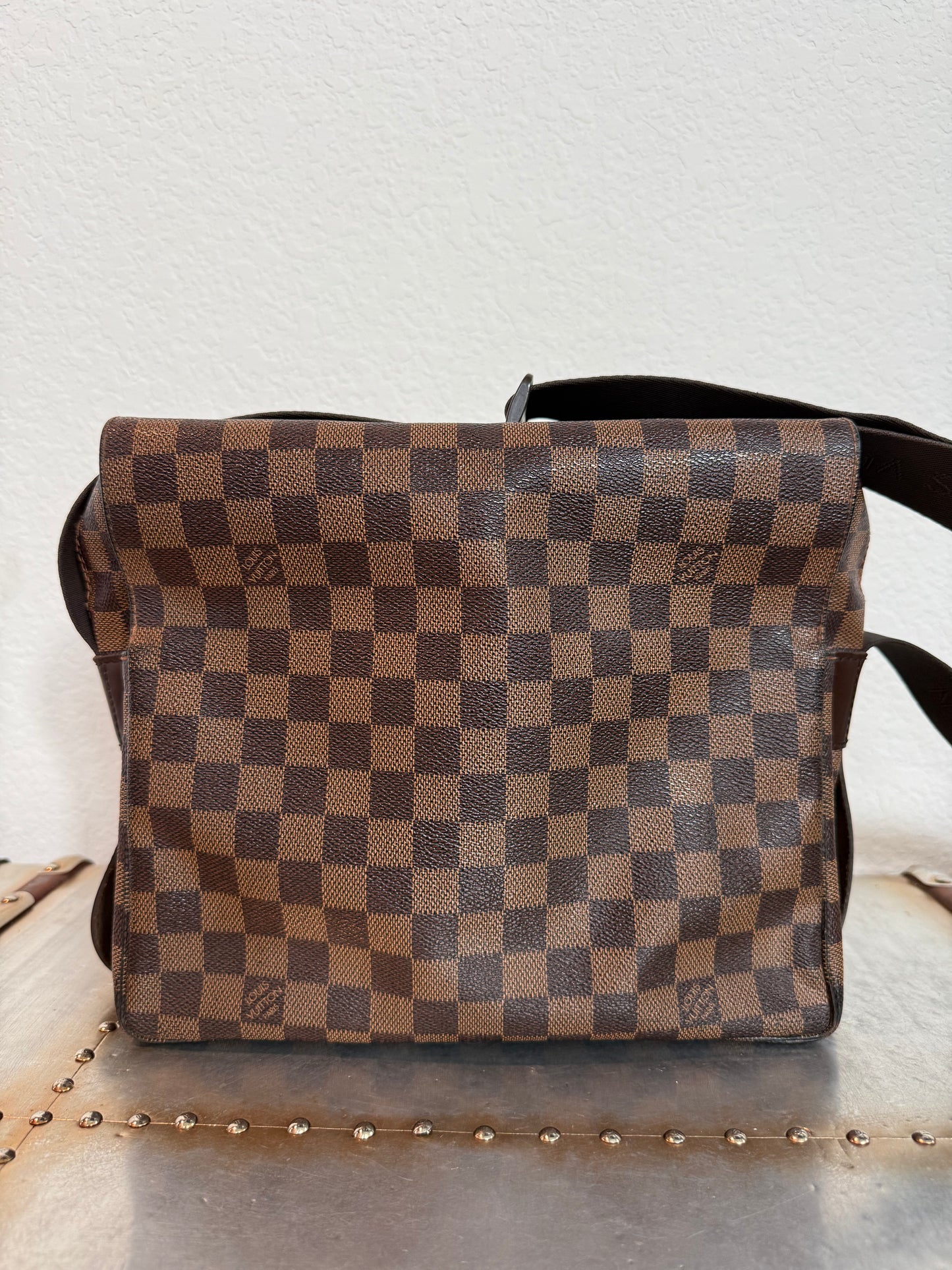 Pre-owned Authentic Louis Vuitton Naviglio Damier Ebene Crossbody Bag