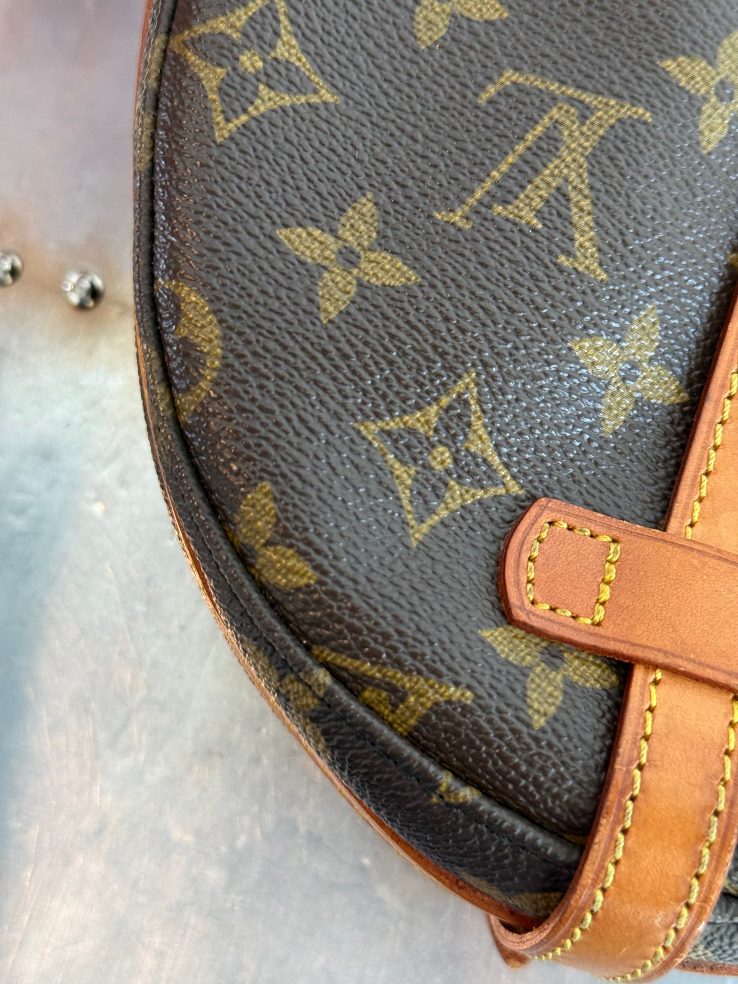 Pre-owned Authentic Louis Vuitton Chantilly PM Monogram Crossbody Bag