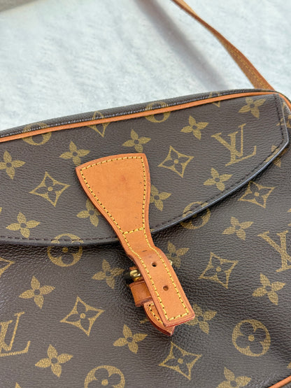 Pre-owned Authentic Louis Vuitton Jeune Fille MM Monogram Crossbody Bag