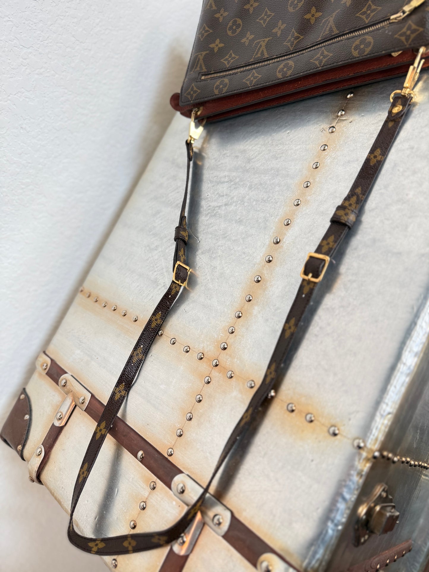 Pre-owned Authentic Louis Vuitton Enghien Monogram Shoulder Bag/ Crossbody Bag