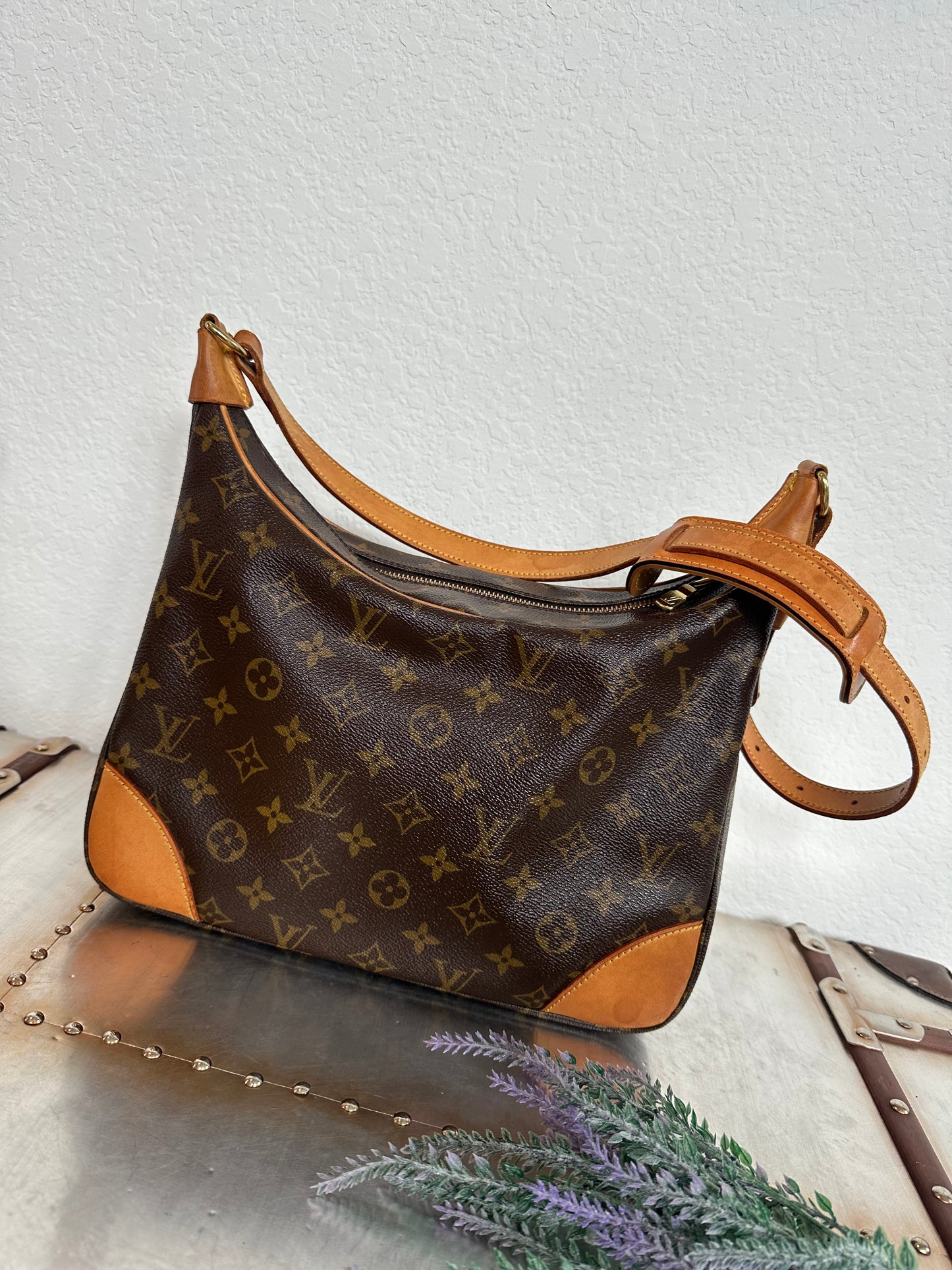 Pre-owned Authentic Louis Vuitton Boulogne 30 Monogram Shoulder Bag