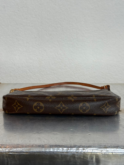 Pre-owned Authentic Louis Vuitton Pochette Accessoires Monogram Shoulder / Handbag