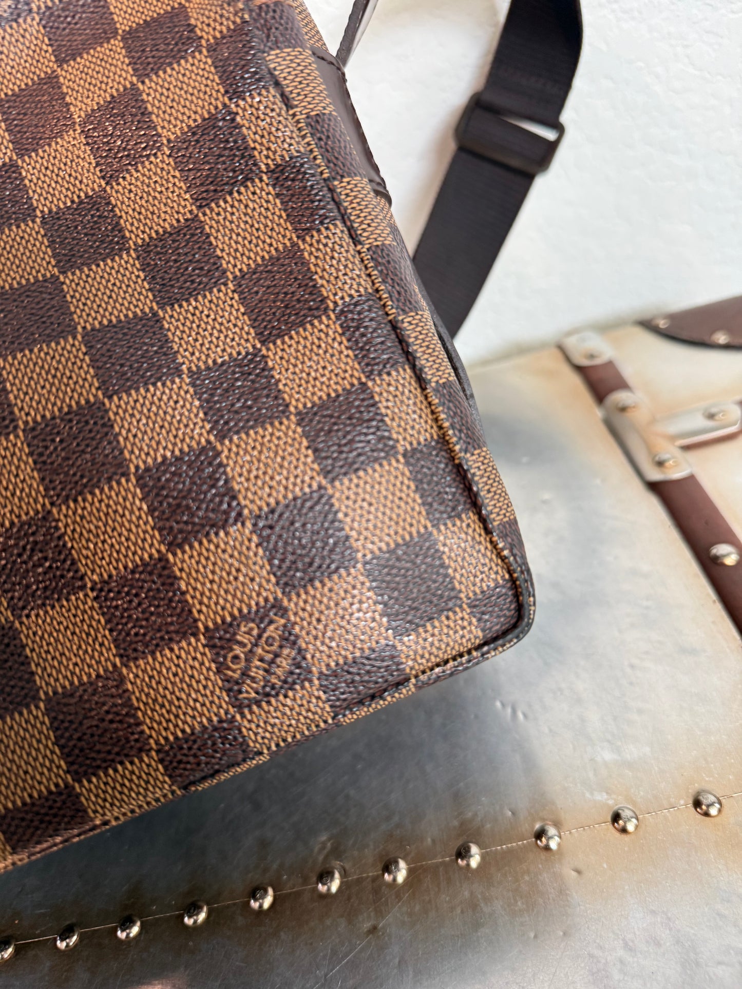 Pre-owned Authentic Louis Vuitton Naviglio Damier Ebene Crossbody Bag