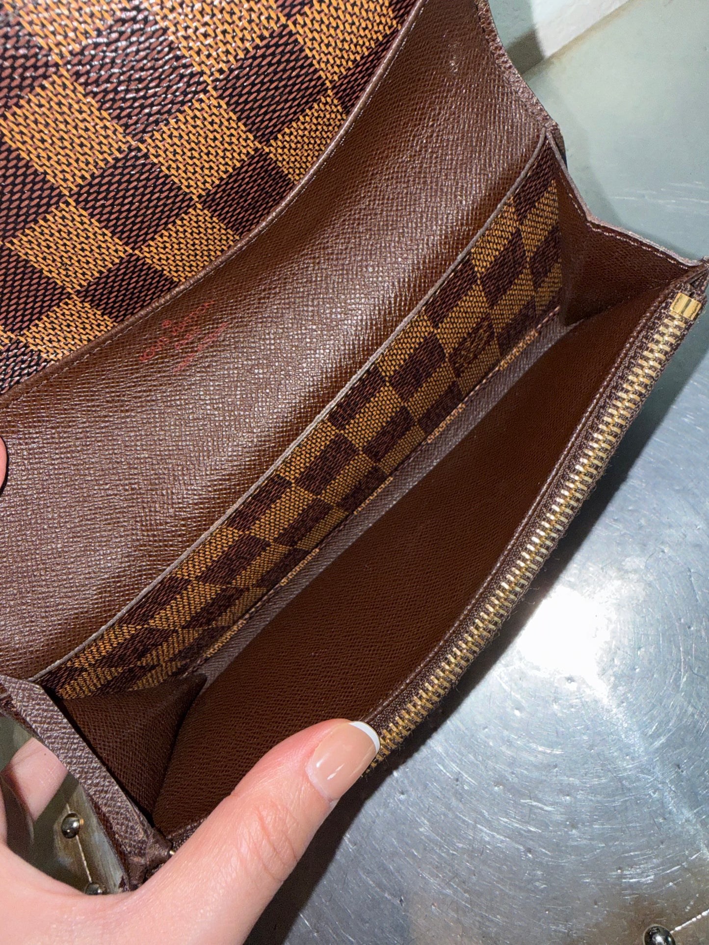 Pre-owned Authentic Louis Vuitton Portefeuille Emilie Damier Ebene Long Wallet