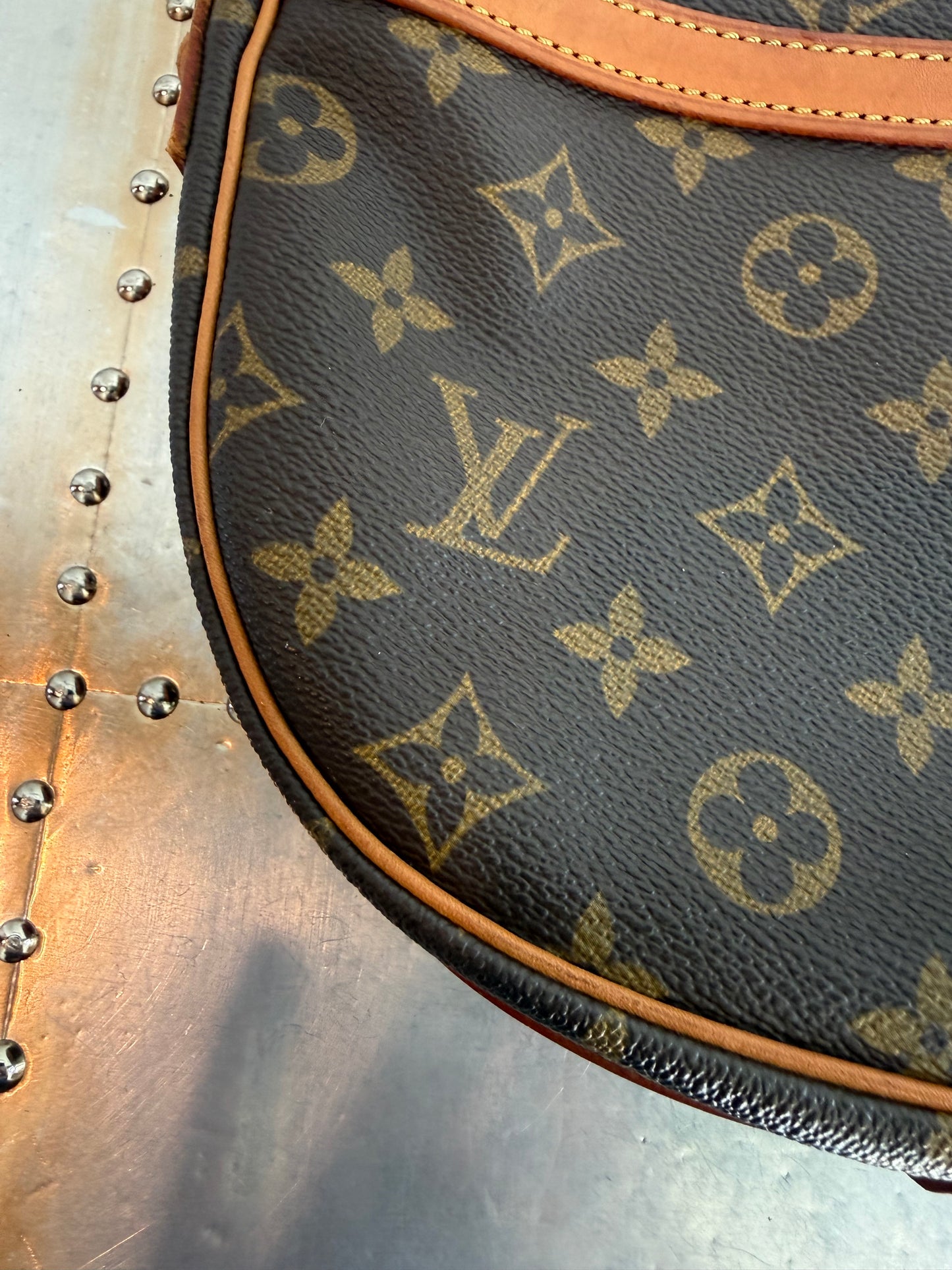 Pre-owned Authentic Louis Vuitton Jeune Fille MM Monogram Crossbody Bag