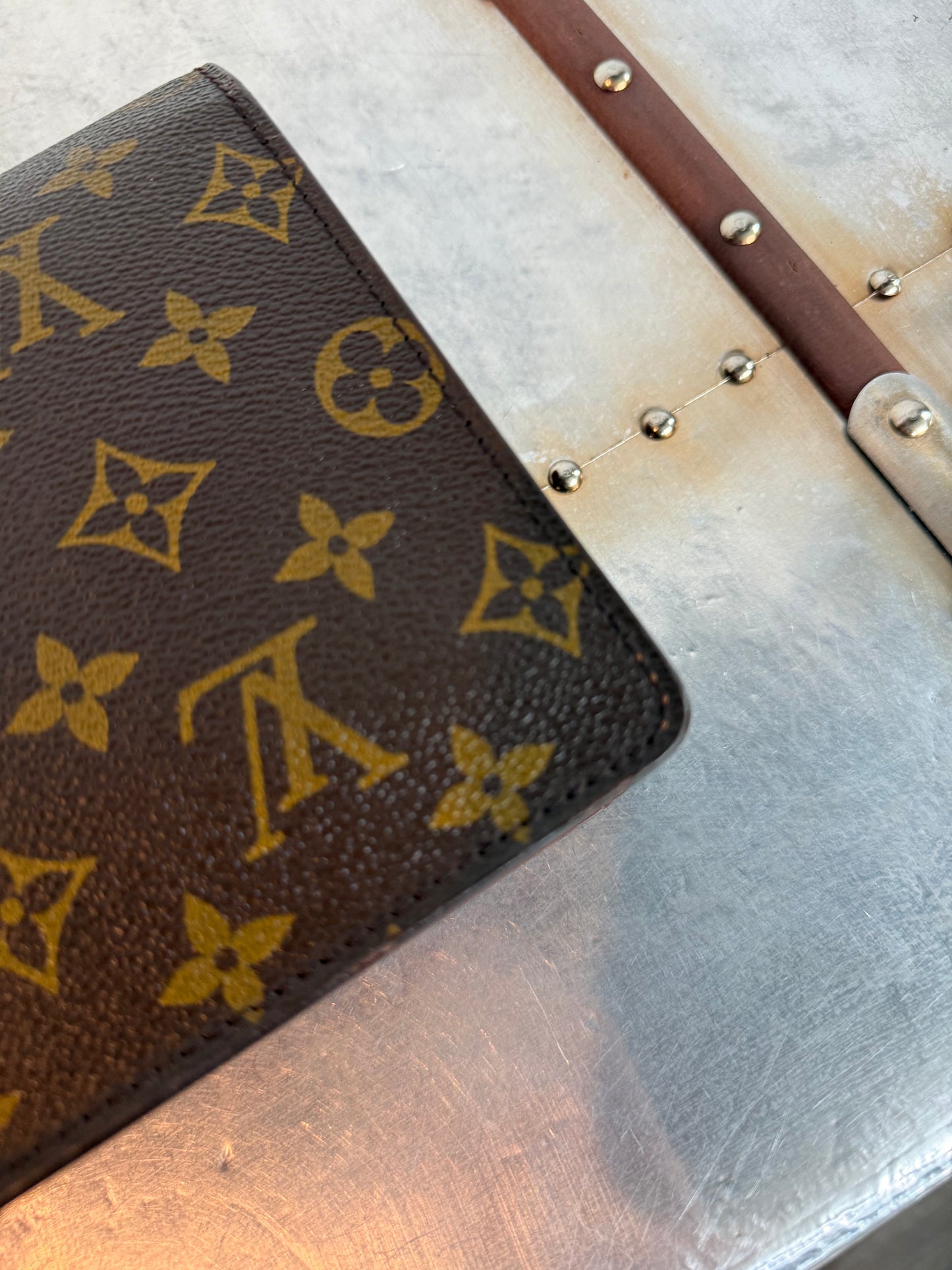 Pre-owned Authentic Louis Vuitton Vintage Chaillot Monogram Canvas Clutch Handbag