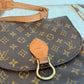 Pre-owned Authentic Louis Vuitton Saint Cloud GM Monogram Crossbody Bag