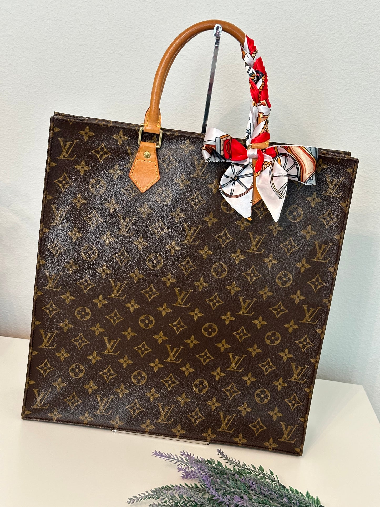 Pre-owned Authentic Louis Vuitton Sac Plat GM Monogram Handbag