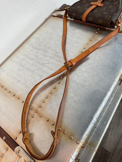 Pre-owned Authentic Louis Vuitton Chantilly PM Monogram Crossbody Bag