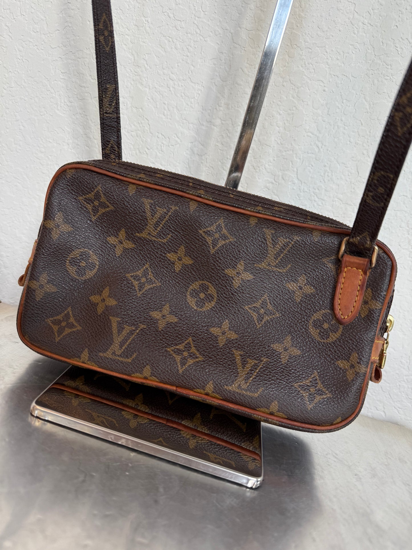 Pre-owned Authentic Louis Vuitton Marly Bandouliere Monogram Crossbody Bag