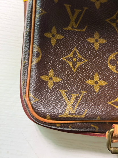 Pre-owned Louis Vuitton Cartouchiere PM Monogram Shoulder / Crossbody Bag