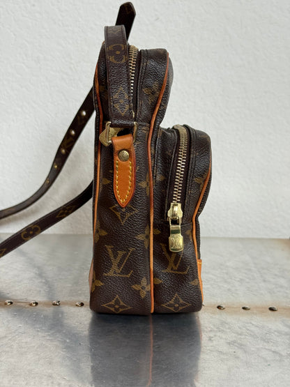 Pre-owned Authentic Louis Vuitton Amazon Monogram Crossbody Bag