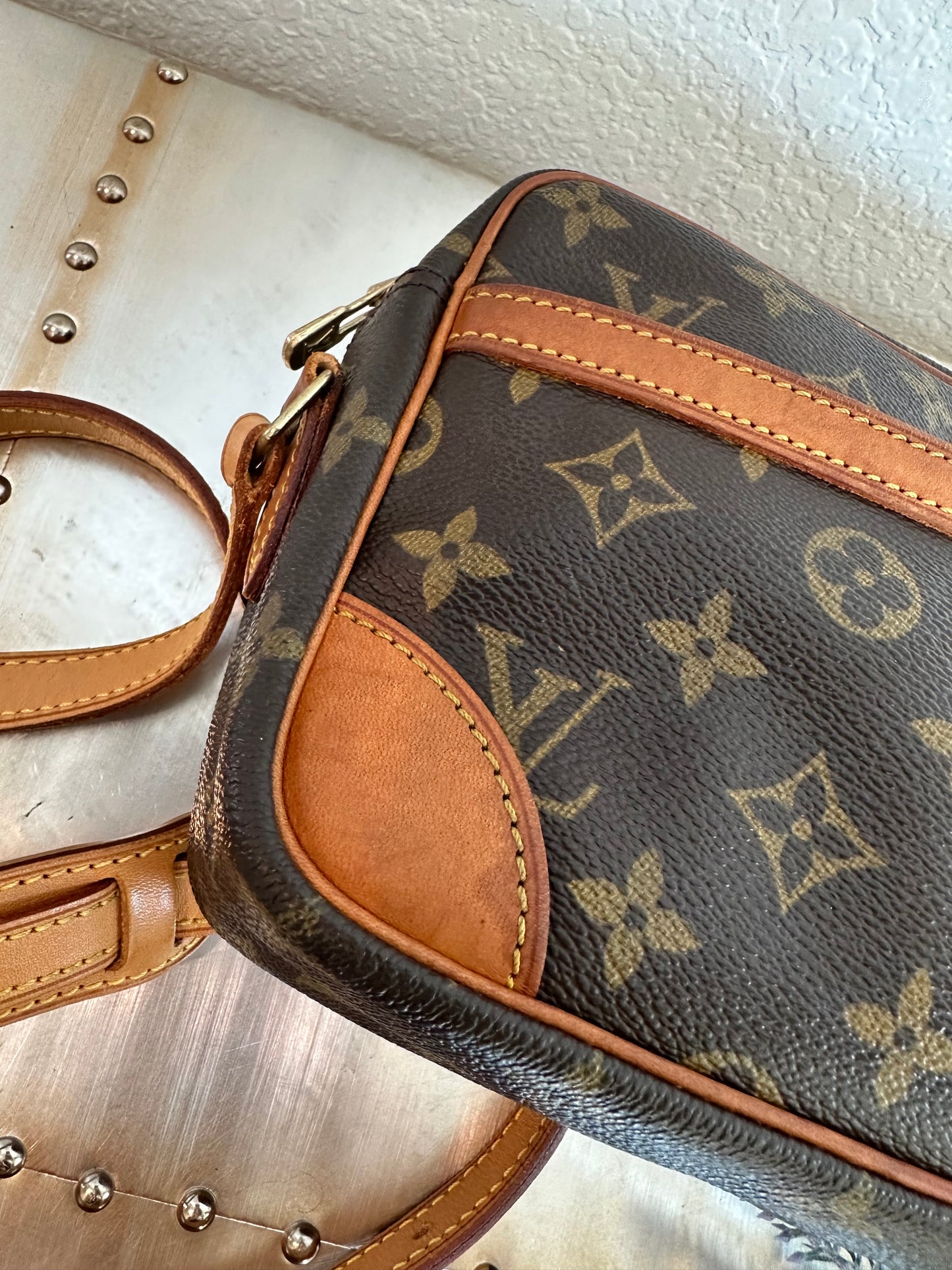 Pre-owned Authentic Louis Vuitton Trocadero 23 Monogram Shoulder Bag/ Crossbody Bag