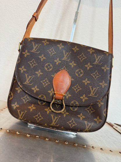 Pre-owned Authentic Louis Vuitton Saint Cloud GM Monogram Crossbody Bag