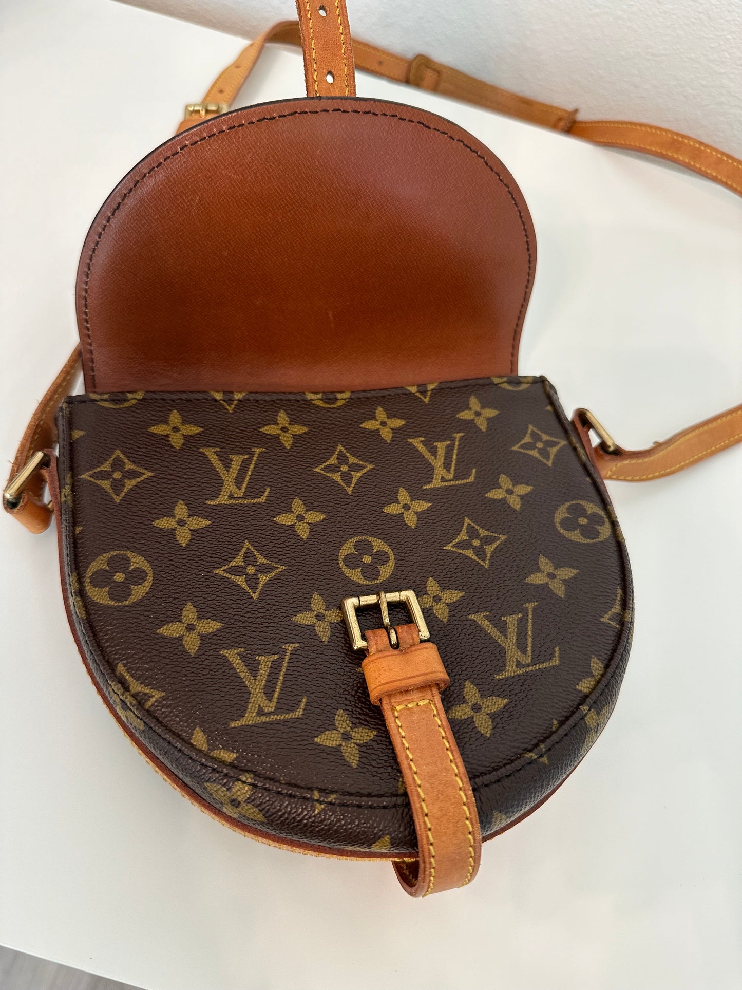 Pre-owned Authentic Louis Vuitton Chantilly PM Monogram Crossbody Bag