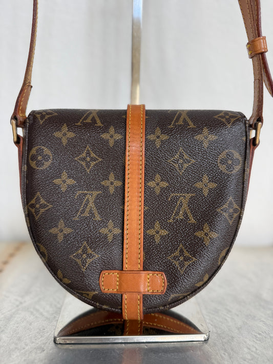 Pre-owned Authentic Louis Vuitton Chantilly PM Monogram Crossbody Bag
