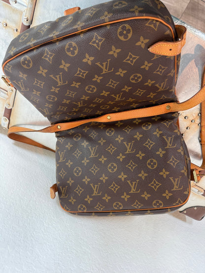 Pre-owned Authentic Louis Vuitton Saumur 30 Monogram Crossbody Bag