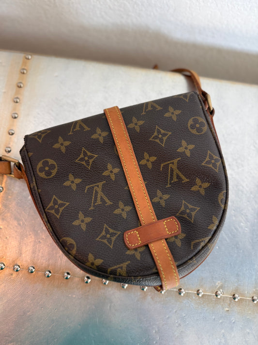 Pre-owned Authentic Louis Vuitton Chantilly PM Monogram Crossbody Bag