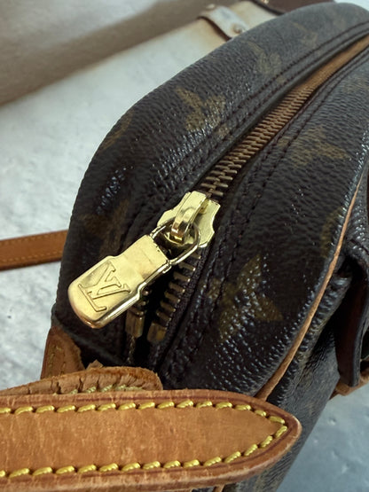 Pre-owned Authentic Louis Vuitton Jeune Fille MM Monogram Crossbody Bag