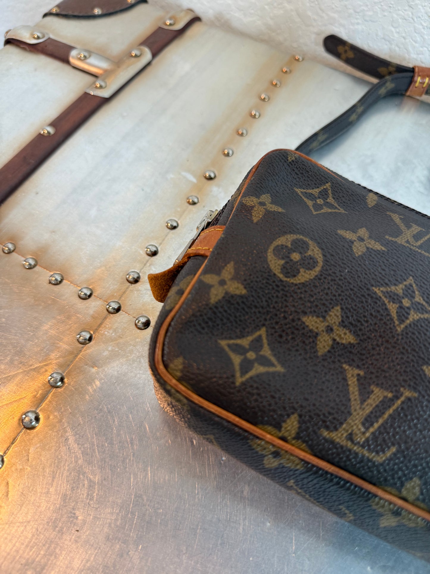 Pre-owned Authentic Louis Vuitton Marly Bandouliere Monogram Crossbody Bag