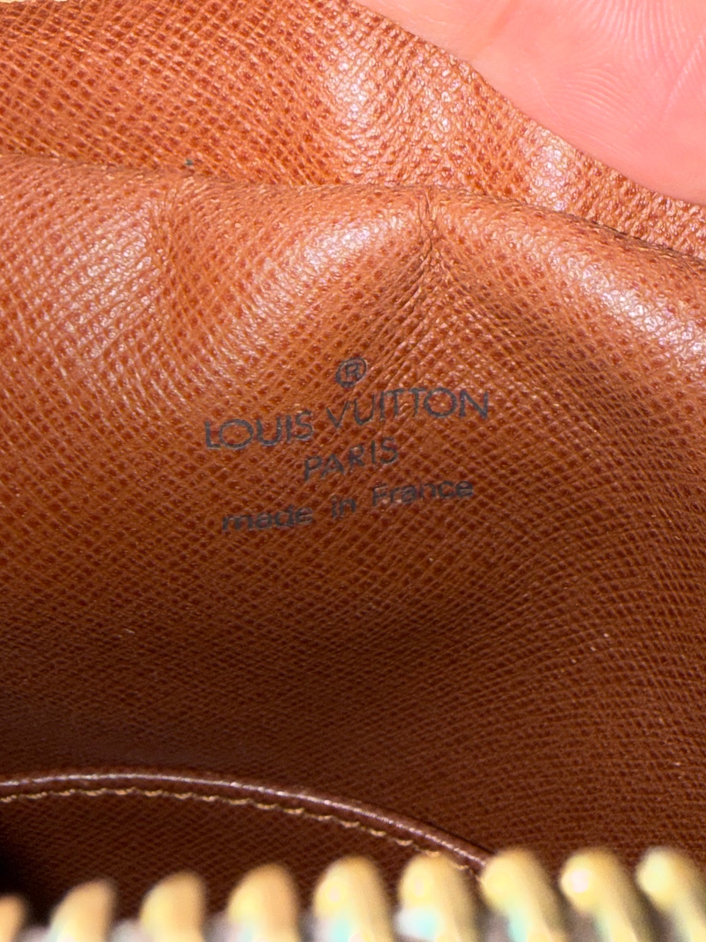 Pre-owned Authentic Louis Vuitton Amazon Monogram Crossbody Bag