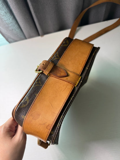 Pre-owned Louis Vuitton Cartouchiere GM Monogram Shoulder / Crossbody Bag