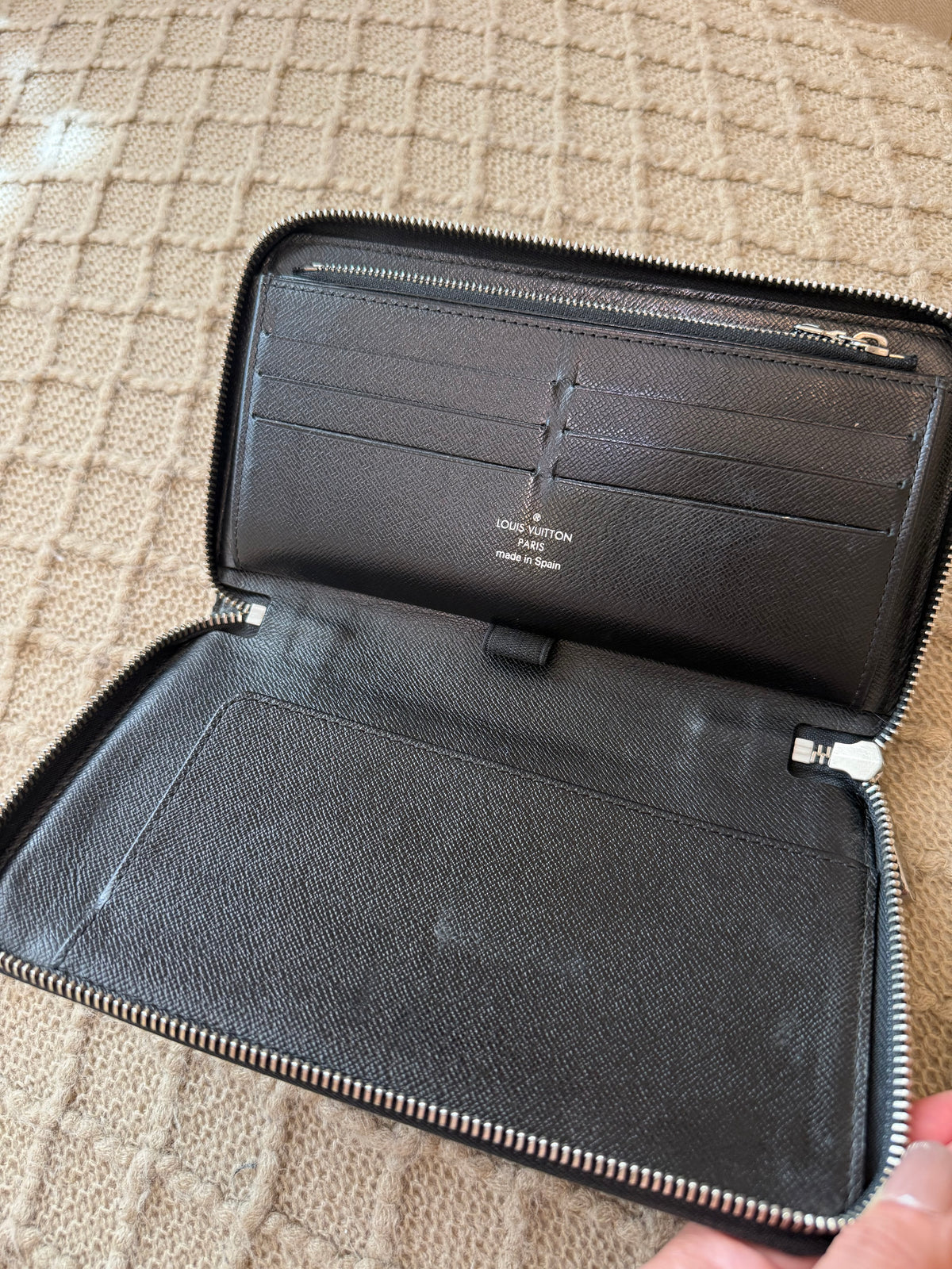Pre-owned Authentic Louis Vuitton Zippy Organizer Long Wallet