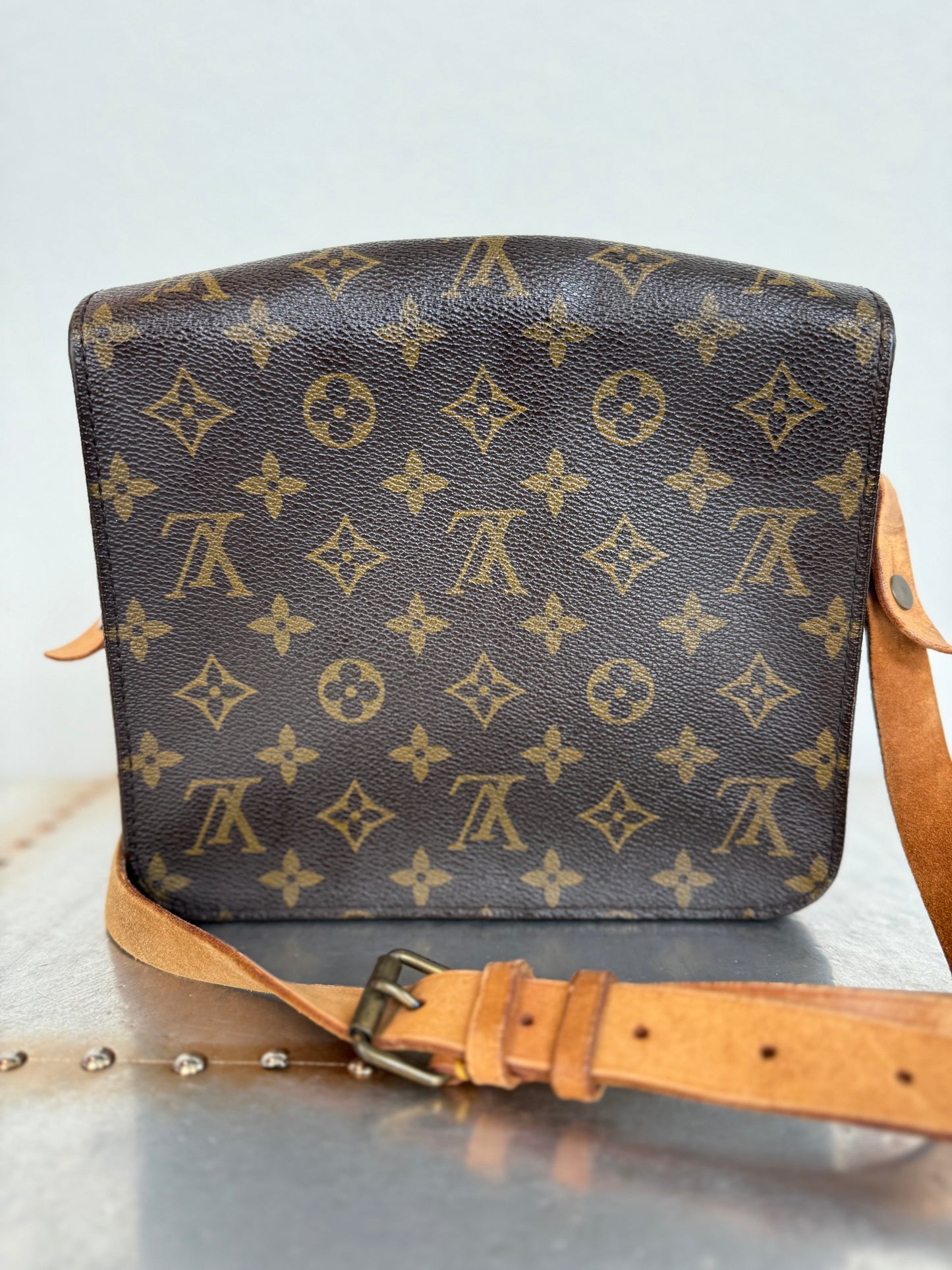 Pre-owned Louis Vuitton Cartouchiere MM Monogram Shoulder / Crossbody Bag