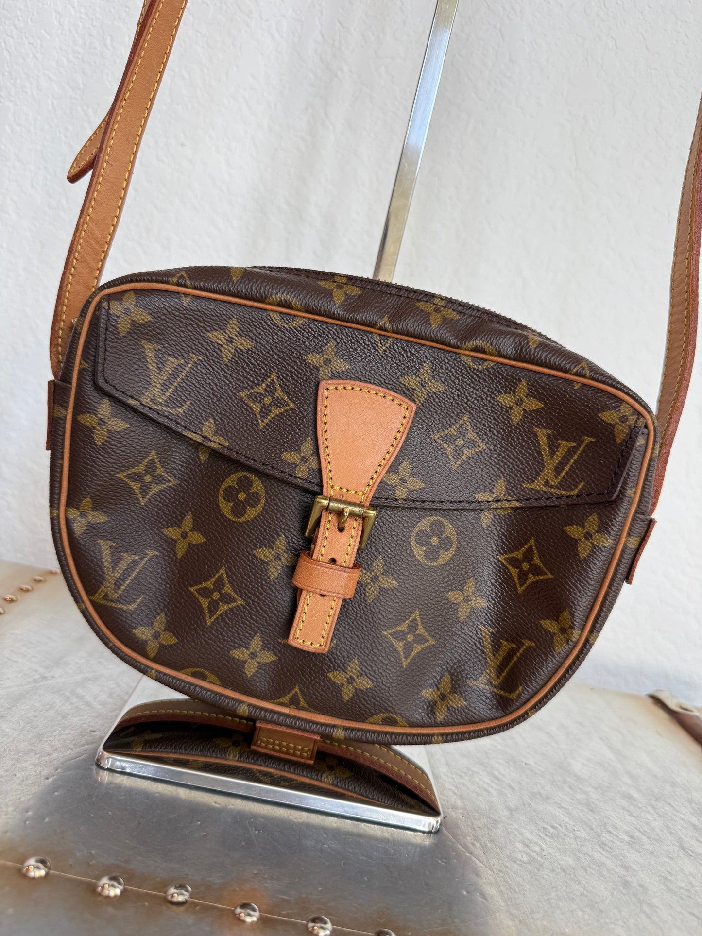 Pre-owned Authentic Louis Vuitton Jeune Fille PM Monogram Crossbody Bag