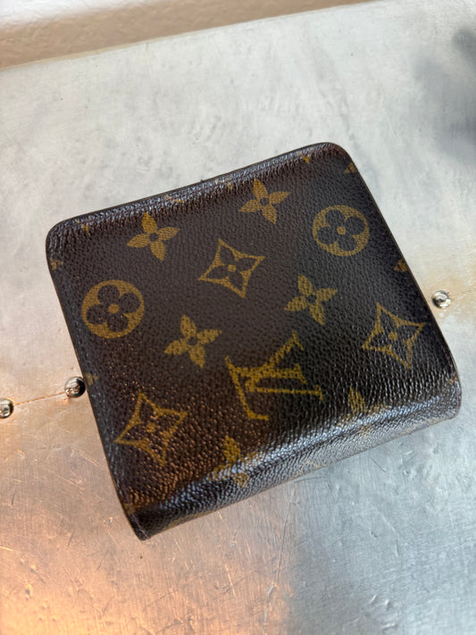 Pre-owned Authentic Louis Vuitton Monogram Compact Zip Wallet