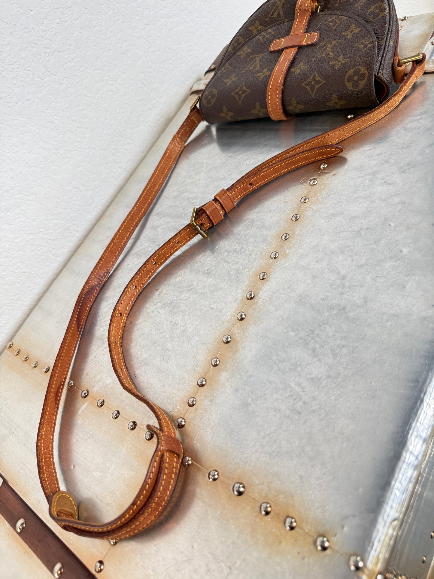 Pre-owned Authentic Louis Vuitton Chantilly PM Monogram Crossbody Bag