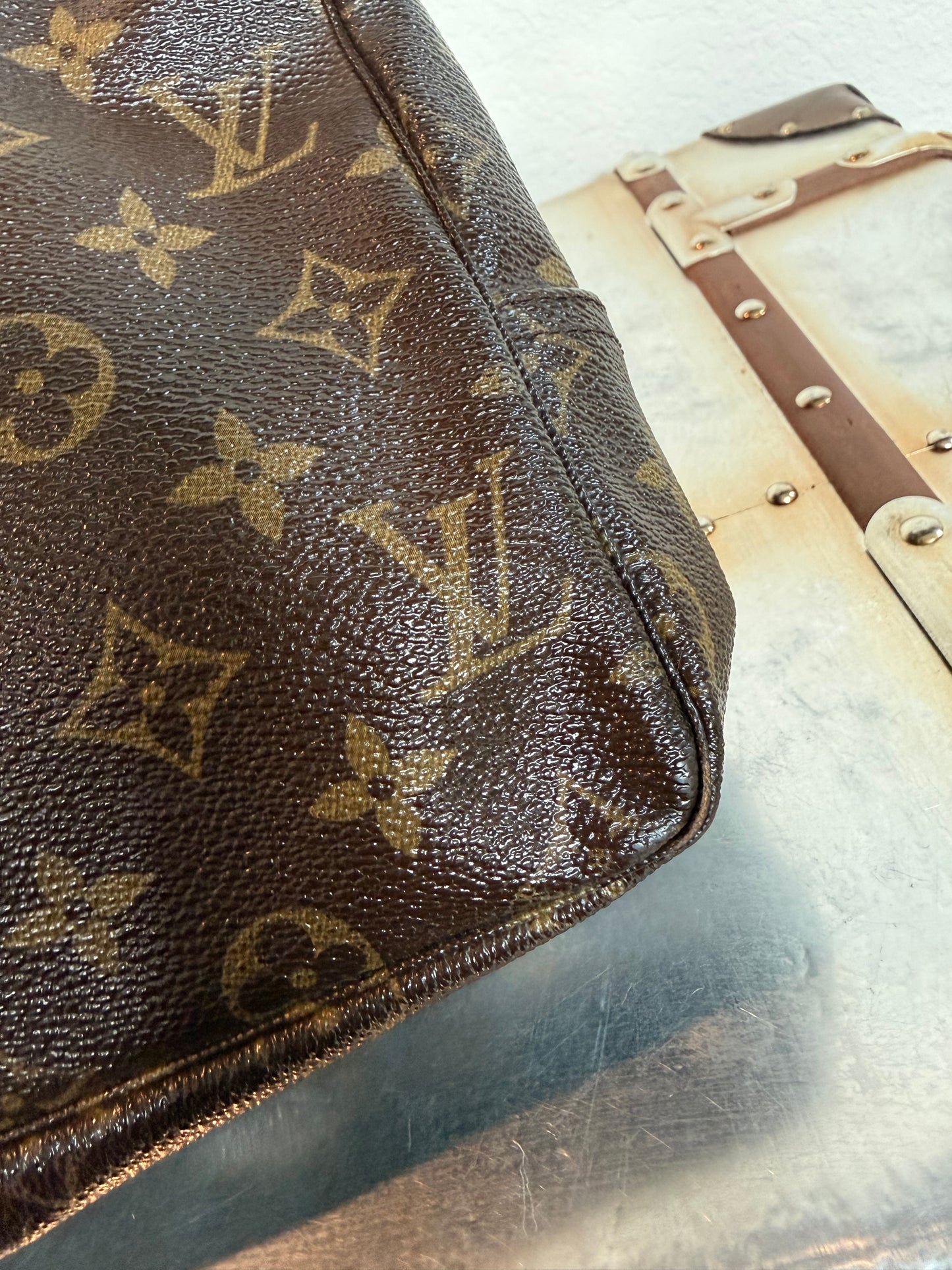 Pre-owned Authentic LOUIS VUITTON Trousse De Toilette 28 Pouch