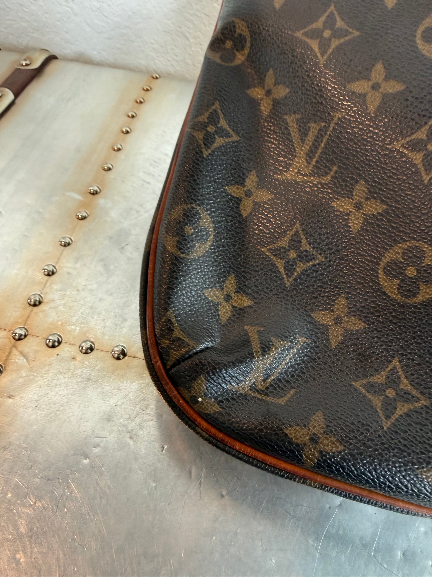Pre-owned Authentic Louis Vuitton Odeon PM Monogram Shoulder / Crossbody Bag