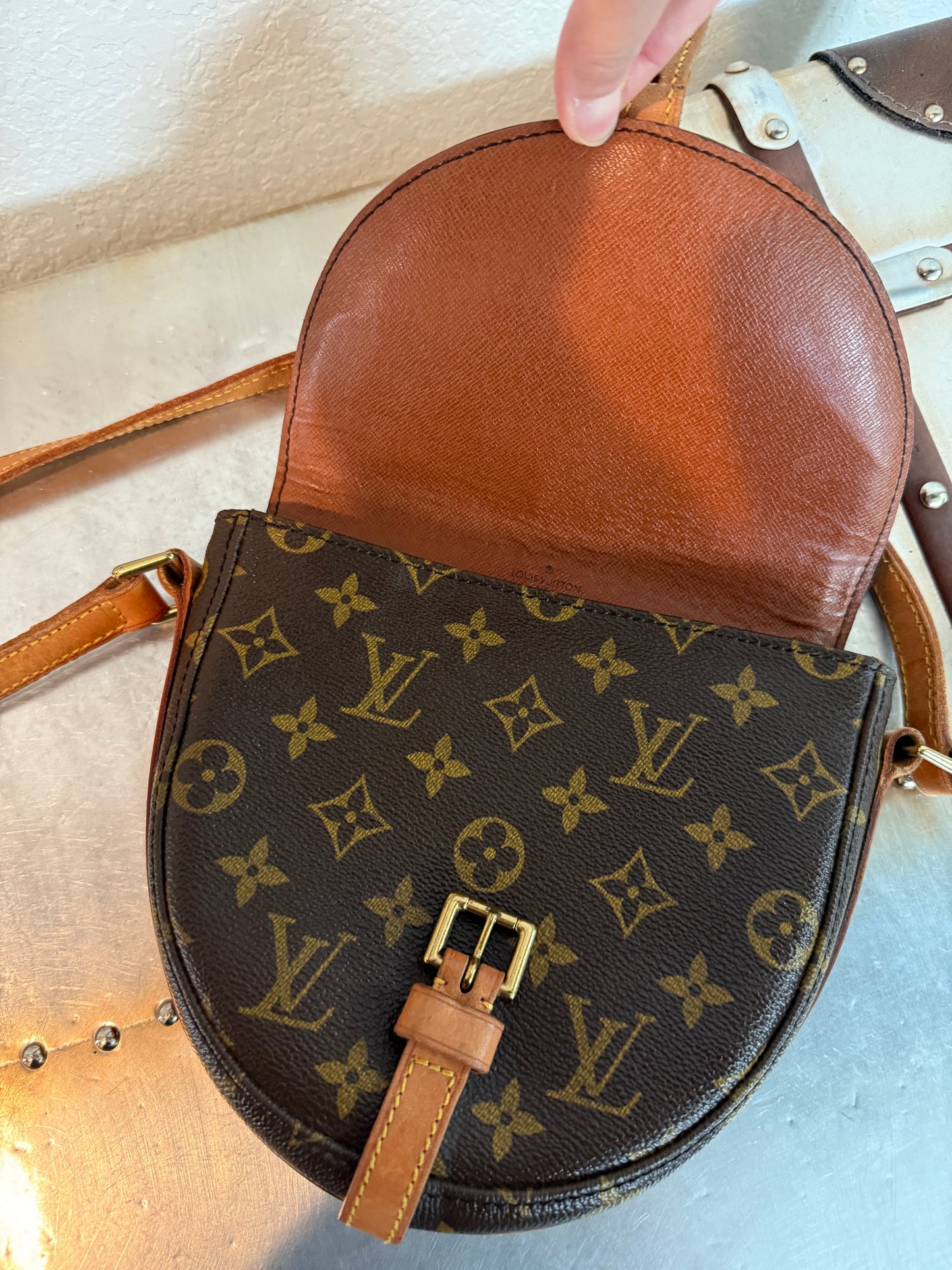 Pre-owned Authentic Louis Vuitton Chantilly PM Monogram Crossbody Bag