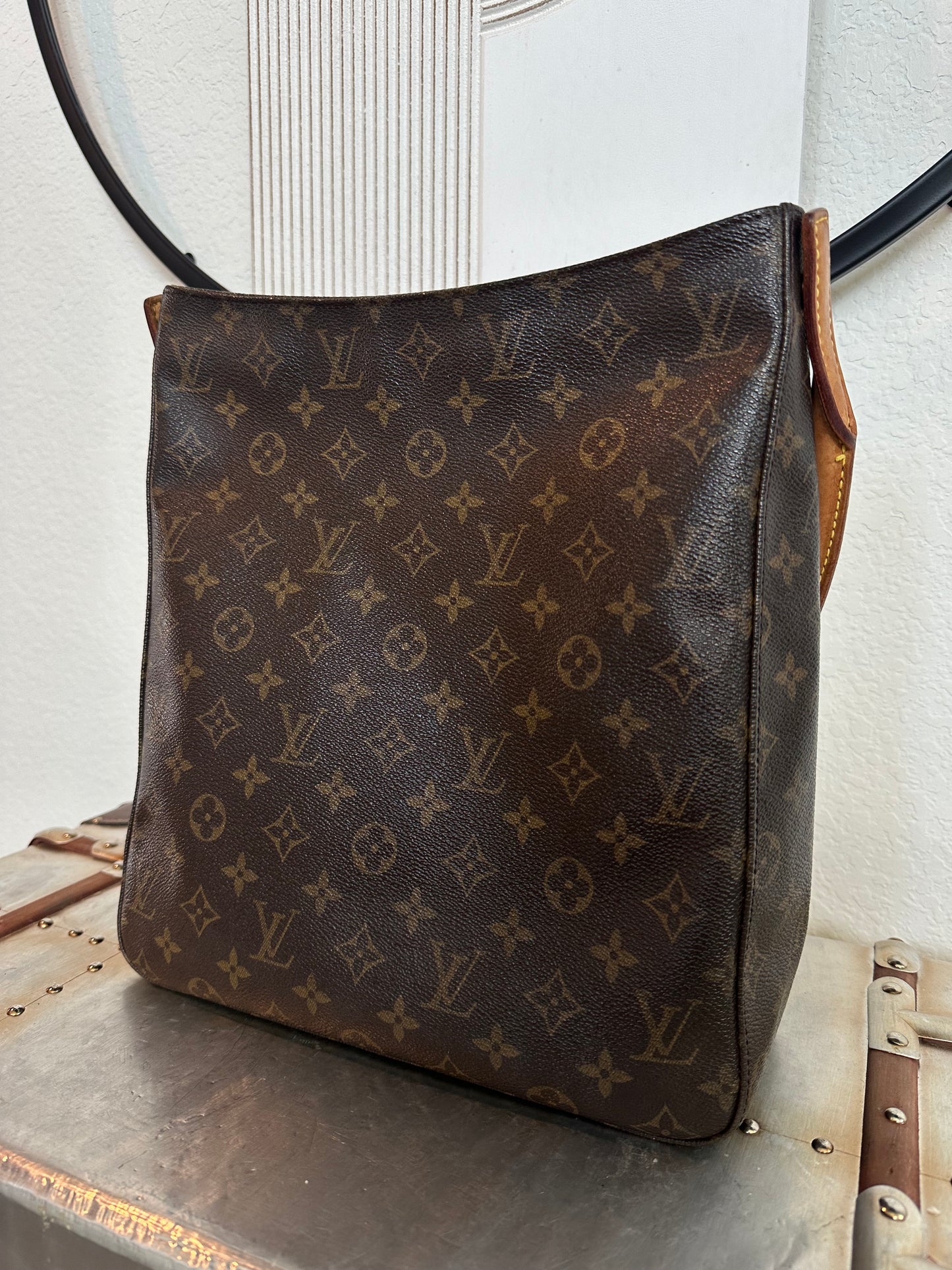 Pre-owned Authentic Louis Vuitton Looping GM Monogram Shoulder Bag