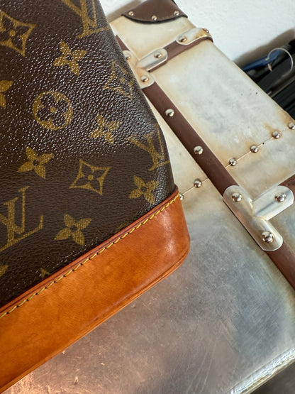 Pre-owned Authentic Louis Vuitton Alma PM Monogram Handbag