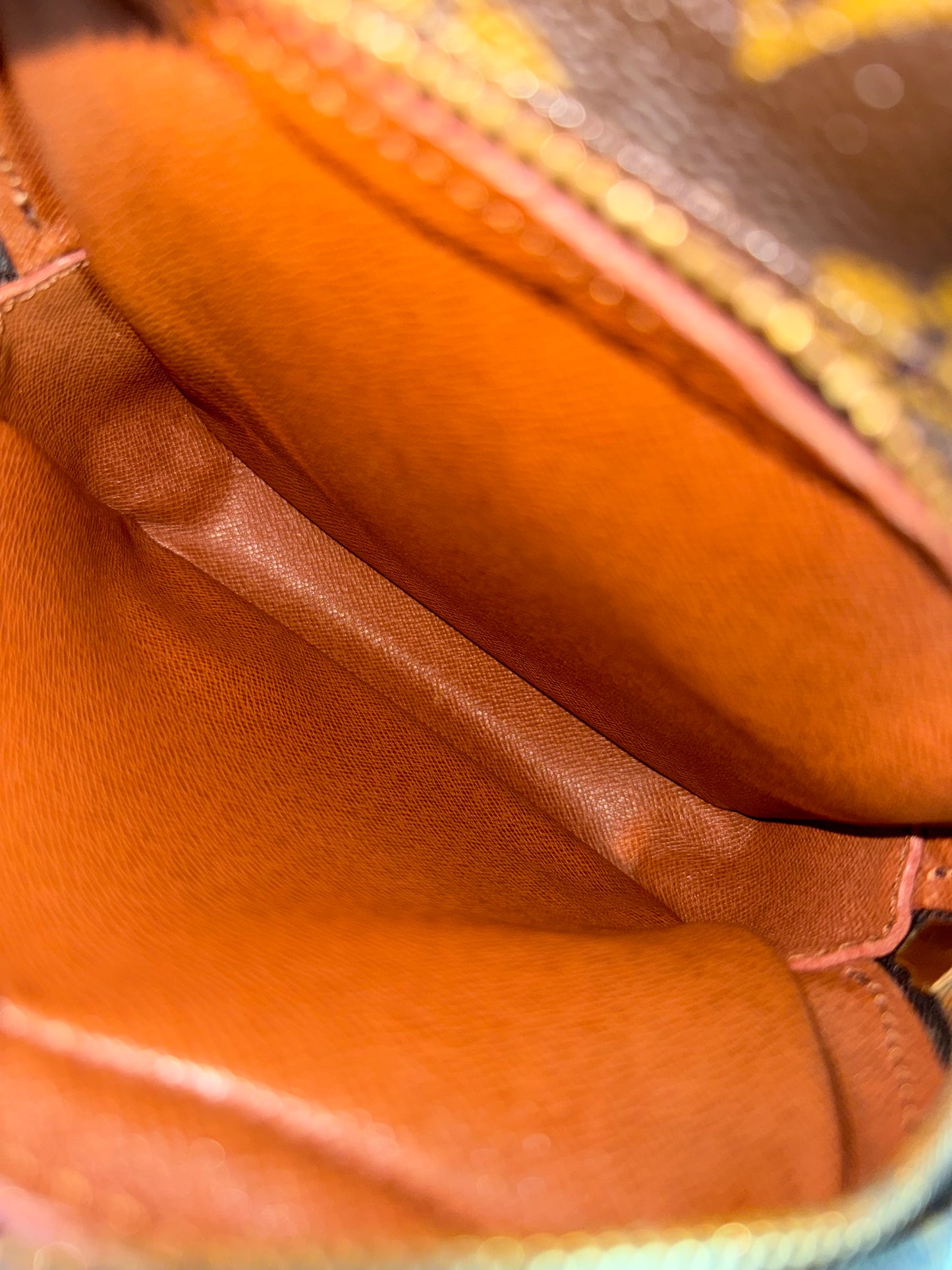 Pre-owned Authentic Louis Vuitton Amazon Monogram Crossbody Bag